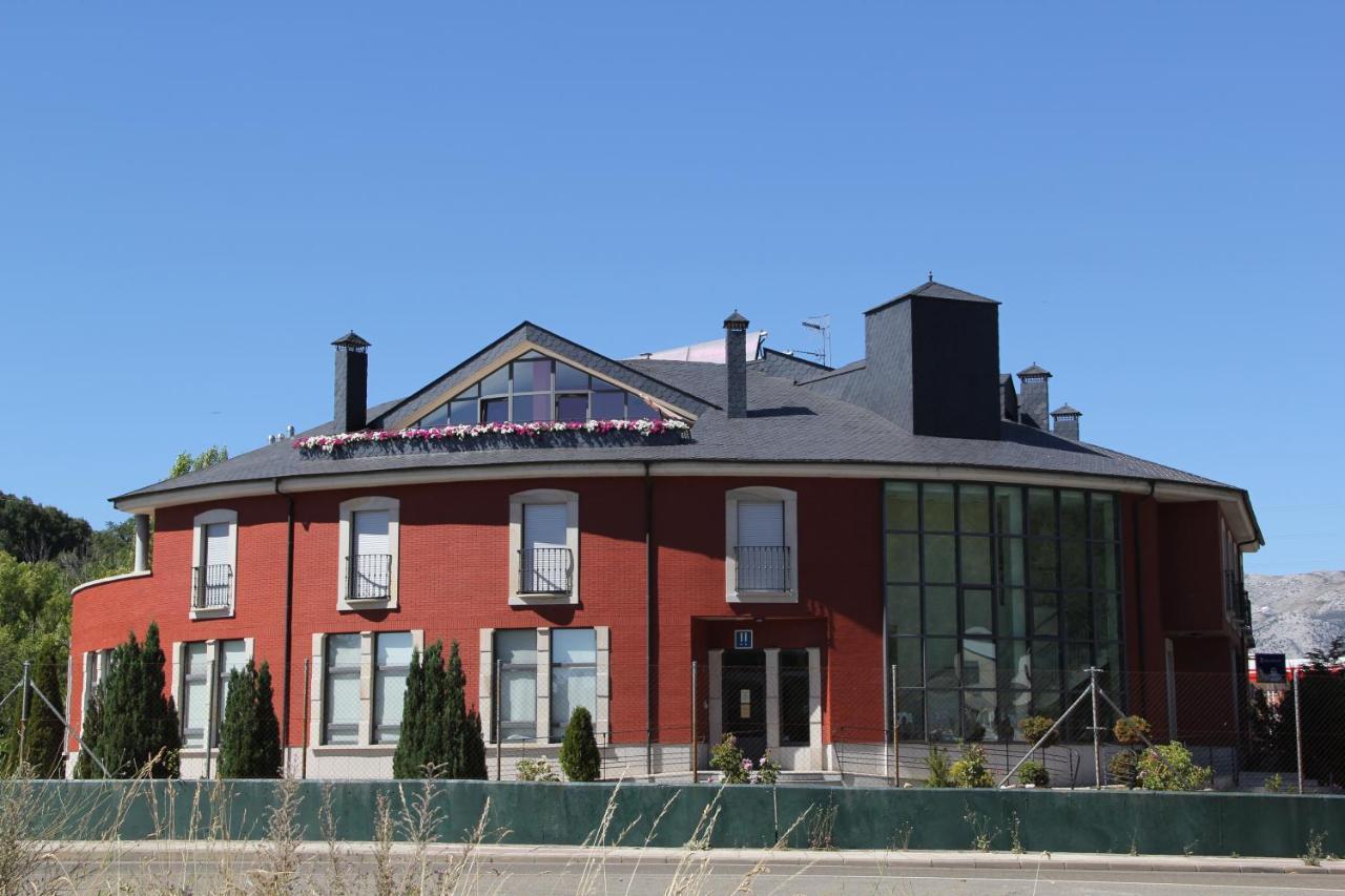 Hotel Tremazal Гуардо Екстериор снимка